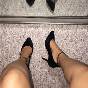 BCBG pointed heels